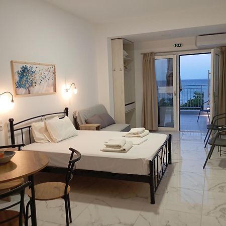 Creta Sun Apartments Makrýgialos Buitenkant foto